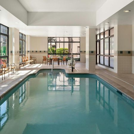 Courtyard By Marriott Houston Galleria Buitenkant foto