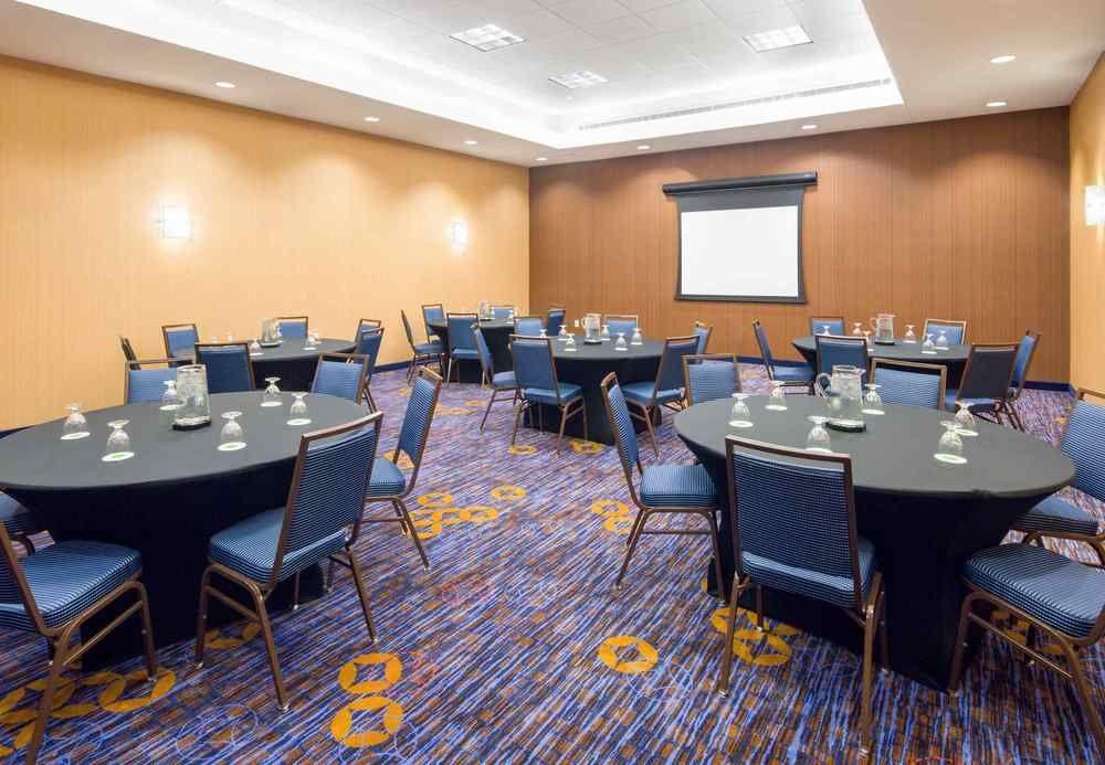 Courtyard By Marriott Houston Galleria Buitenkant foto